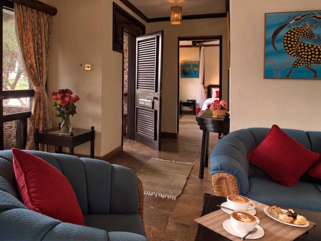 Sarova Shaba Game Lodge Archers Post Exterior photo
