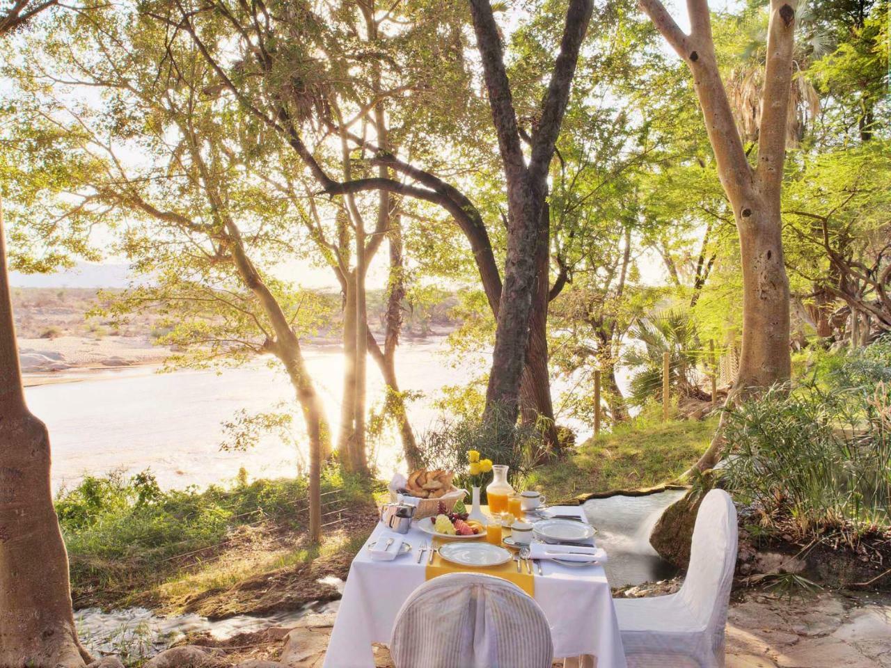 Sarova Shaba Game Lodge Archers Post Exterior photo